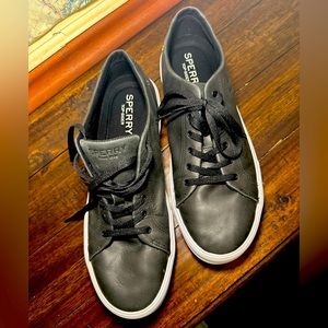Sperry leather tennis shoe